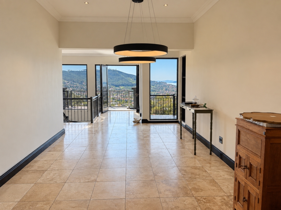 5 Bedroom Property for Sale in Higgovale Western Cape